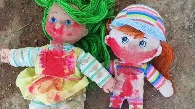 Israeli settlers left dolls at the entrance of the Arab Al-Kaabna School after vandalising it (Social media)