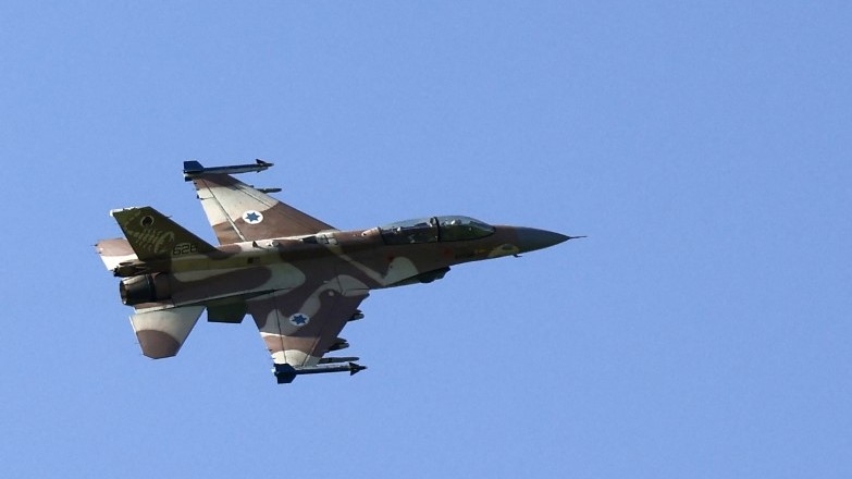 Israeli strikes in Syria kill 36 soldiers and six Hezbollah fighters