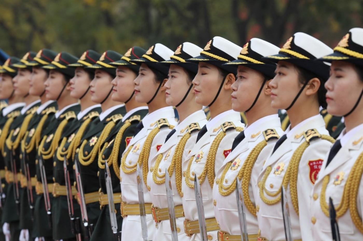 Des soldates chinoises participent à une cérémonie à Beijing, en novembre 2019 (AFP)