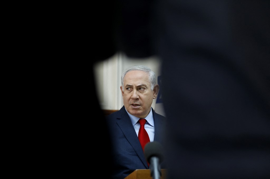 Selon le journal israélien, Maariv, Netanyahou était « effrayé et inhabituellement stressé » à l’idée que la CPI émette un mandat d’arrêt contre lui et cherchait l’aide des États-Unis pour faire pression sur l’organisation (Abir Sultan/AFP)
