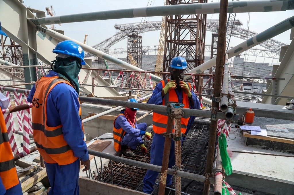 18,500 migrant workers in Qatar are currently involved in the construction of stadiums for the 2022 World Cup