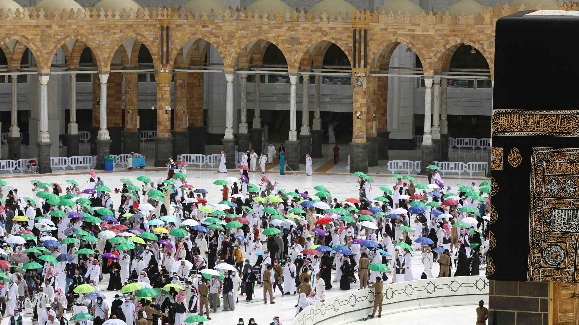 Rights groups demand Saudi Arabia stop using Hajj to 'repress' dissidents |  Middle East Eye