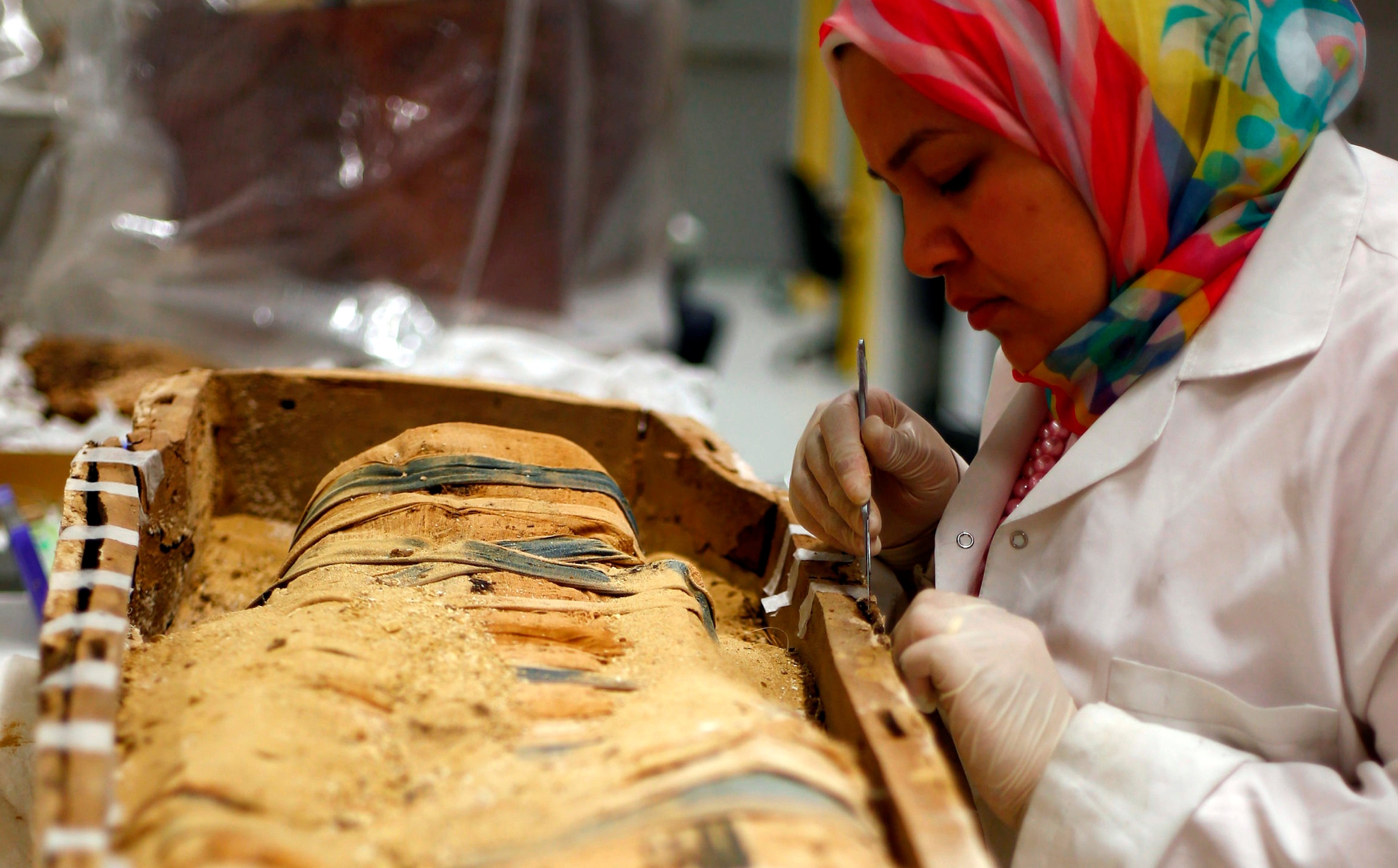 In Pictures The Tomb Of Egyptian Pharoah Tutankhamun Is Reopened 