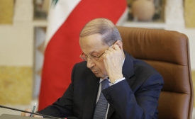 Les détracteurs de Michel Aoun lui font assumer l’entière responsabilité de la situation dans laquelle se trouve aujourd’hui le Liban (AFP/Joseph Eid)