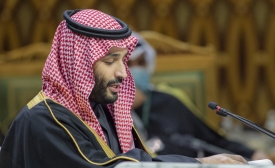 Le prince héritier saoudien Mohammed ben Salmane s’exprime à Riyad le 14 décembre 2021 (Bandar al-Jaloud/Palais royal saoudien/AFP)