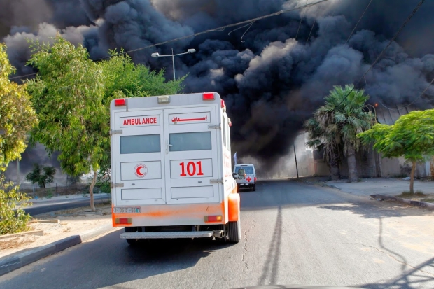 Ambulances leaving al-Aqsa hospital were reportedly hit by Israeli shelling (MEE / Eloise Bollack)